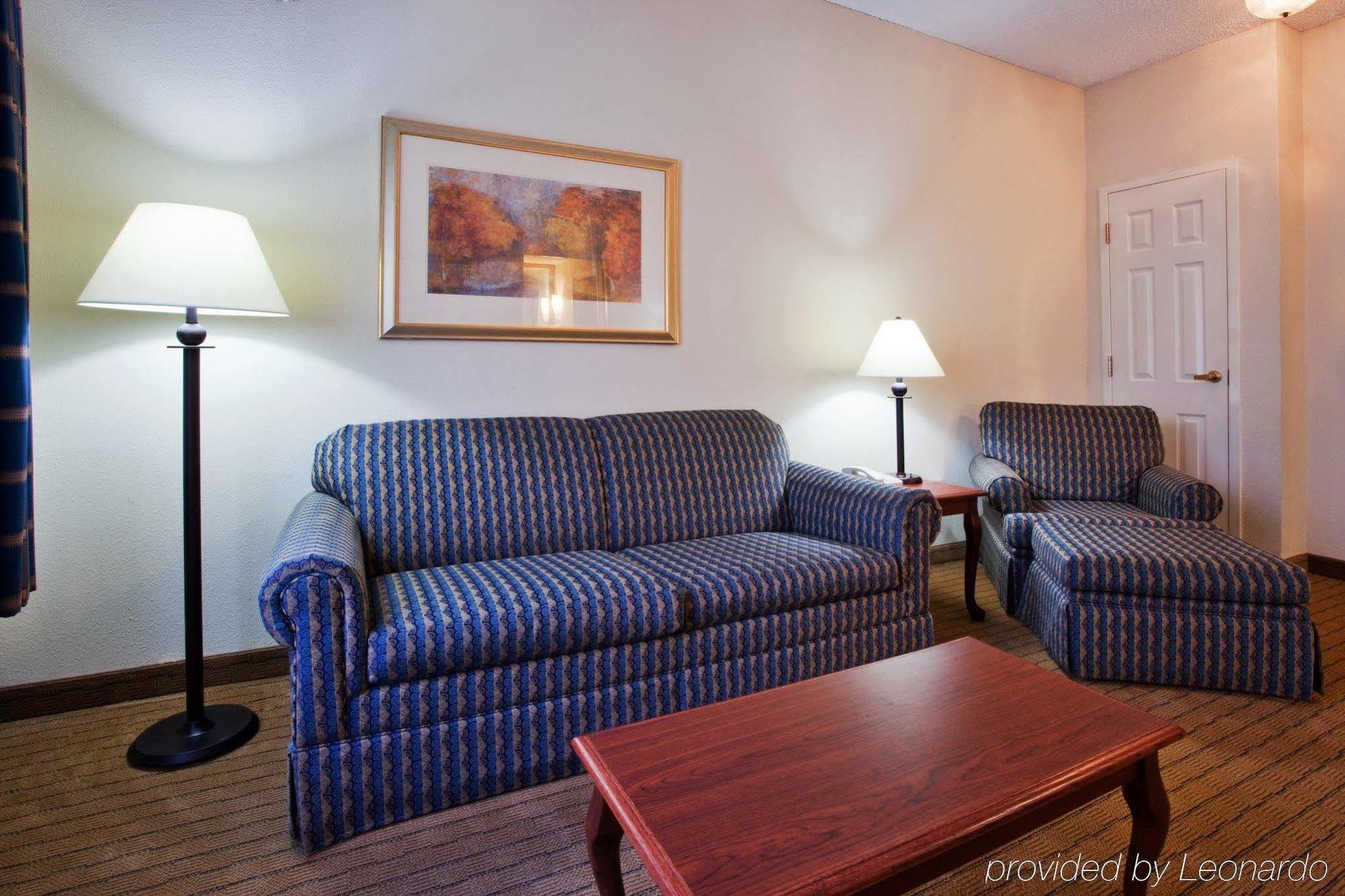 Holiday Inn Hotel And Suites Peachtree City By Ihg Camera foto